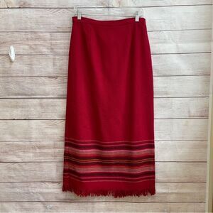 VINTAGE REQUIREMENTS RED WOOL MAXI SKIRT‎ WITH FRINGE HEM